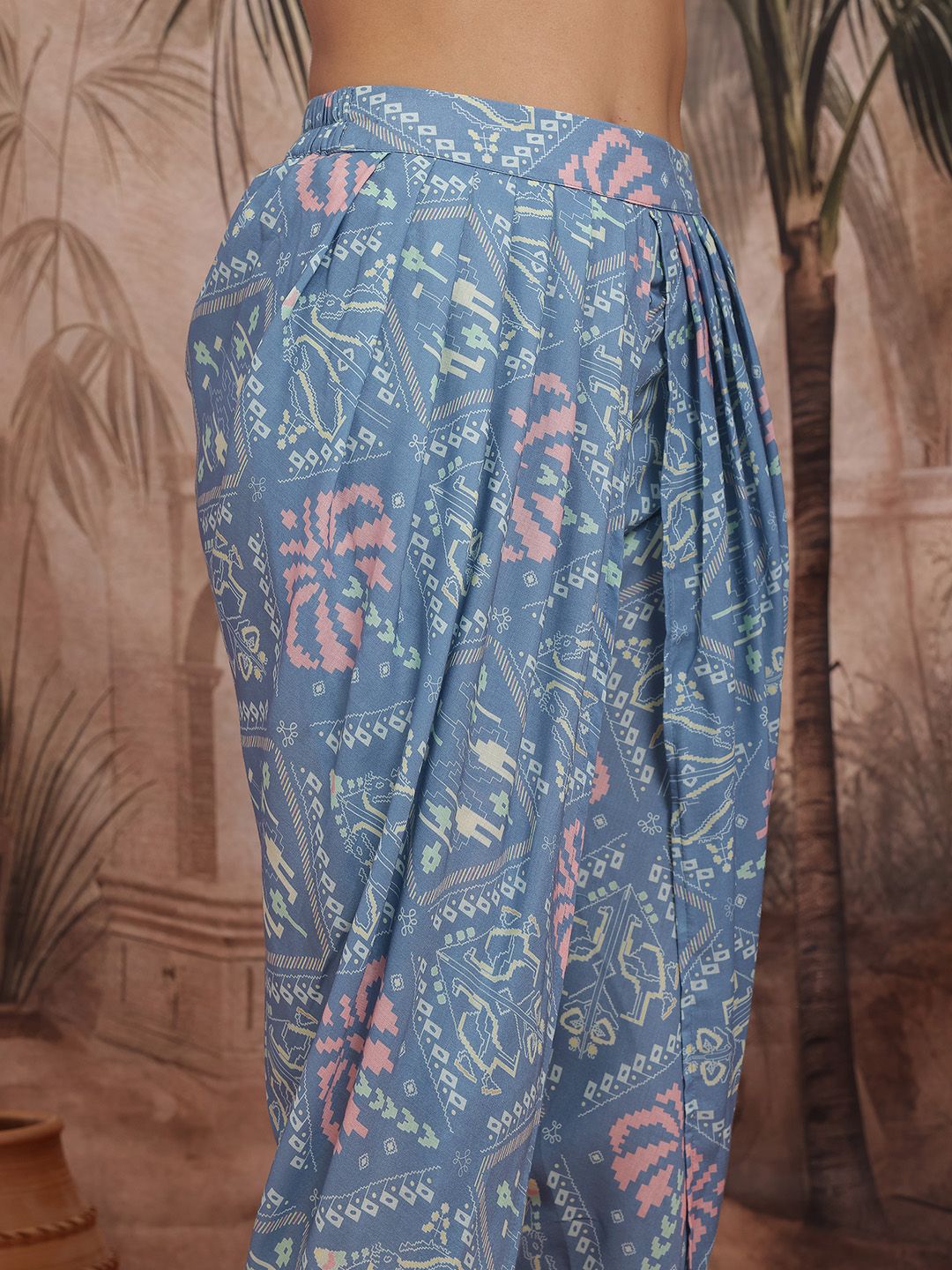 Dhiyona SN Women's Panelled Gotta Patti Pure Cotton Kurta With Dhoti Pants & Scarf