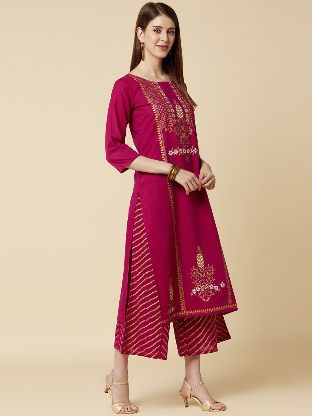 Dhiyona VA Women's Magenta Ethnic Motifs Printed Panelled Kurta with Palazzos