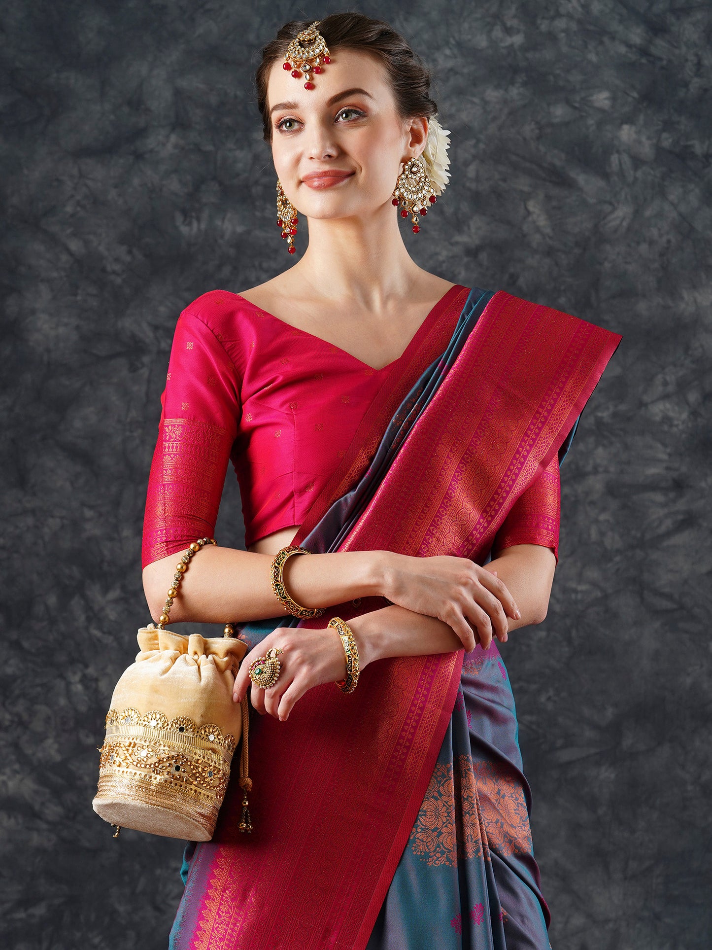 Women's Silk Blend Teal blue Woven Design Designer Saree With Blouse Piece