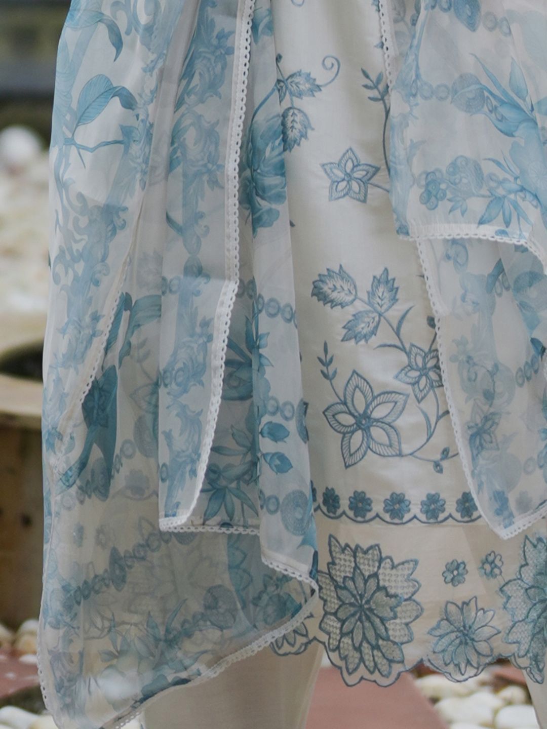 Floral Embroidered Thread Work Kurta With Trousers & Dupatta