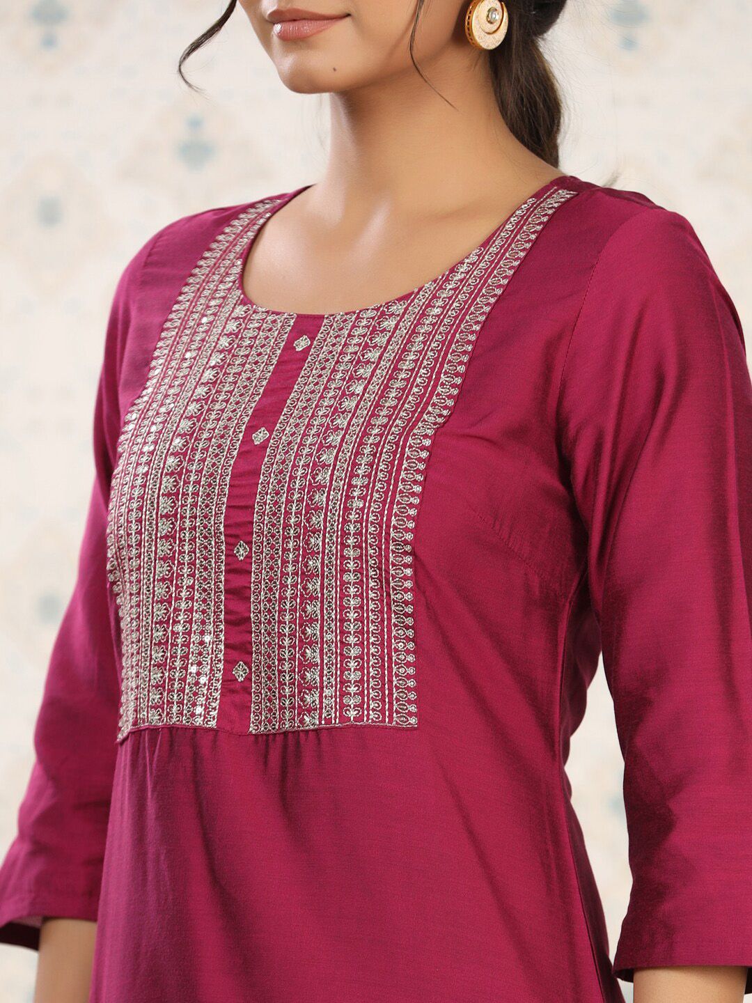 Dhiyona OD Yoke Design Embroidered Kurta with Trousers