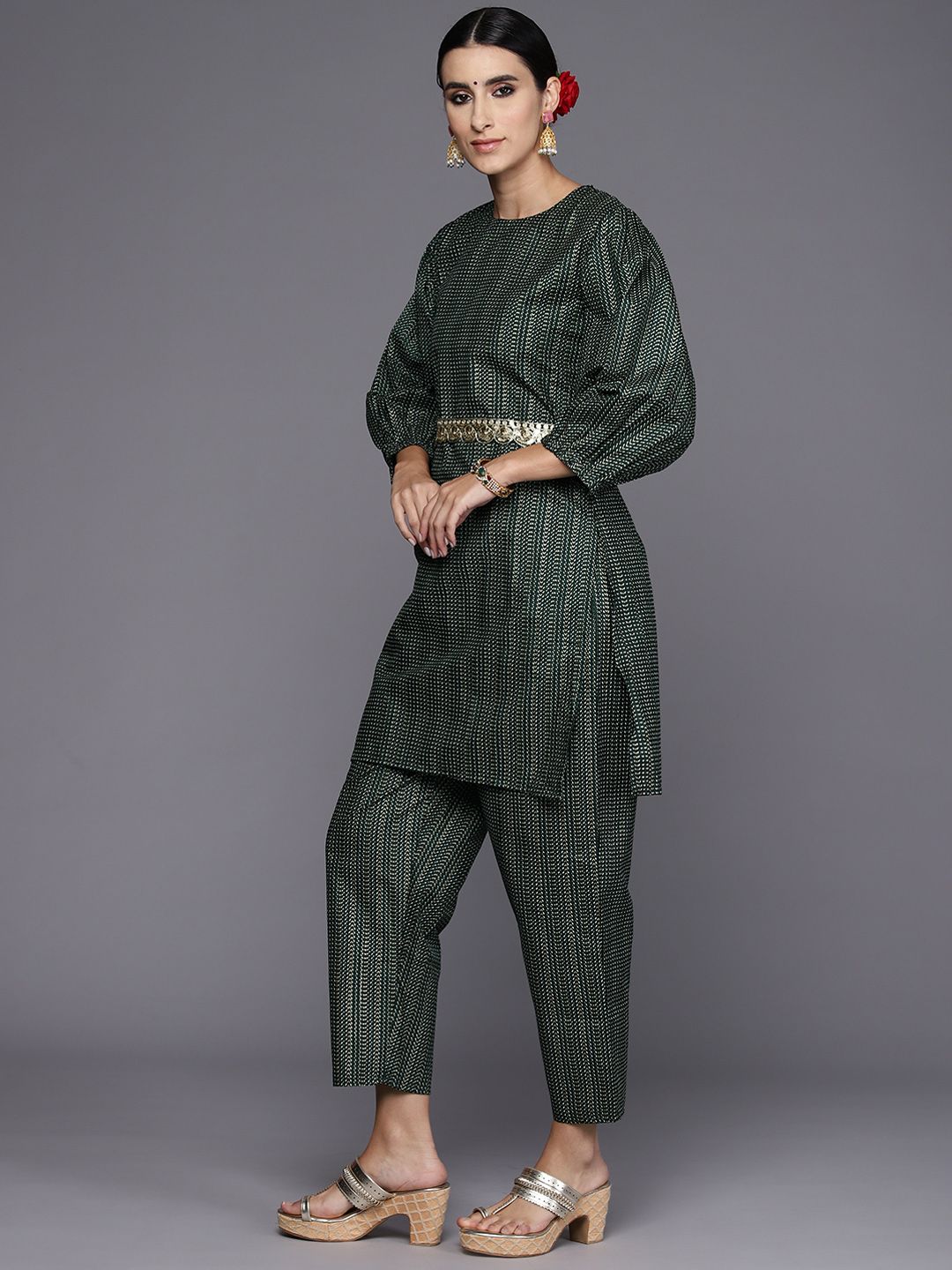 Dhiyona IE Women Printed Regular Kurta with Trousers