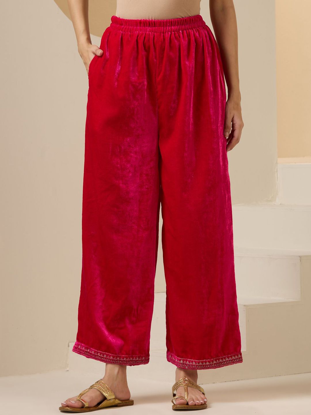 Dhiyona IS Women's Women Ethnic Motifs Embroidered Regular Thread Work Velvet Kurta with Trousers