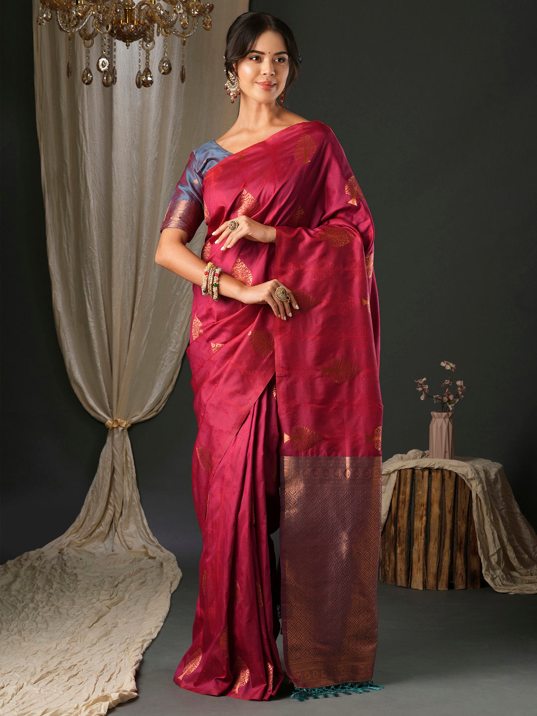Women's Silk Blend Teal blue Woven Design Designer Saree With Blouse Piece