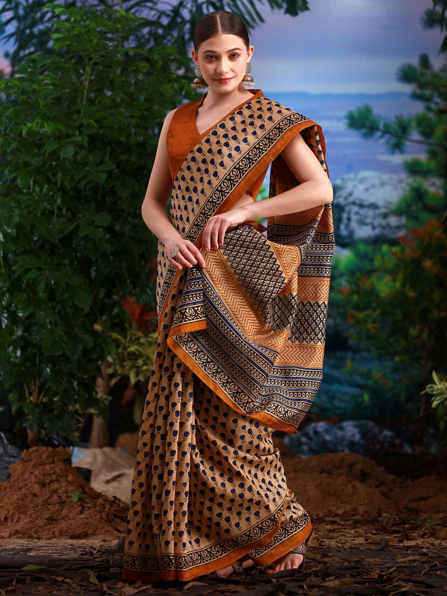 Women's Bhagalpuri Silk Cream Printed Designer Saree With Blouse Piece