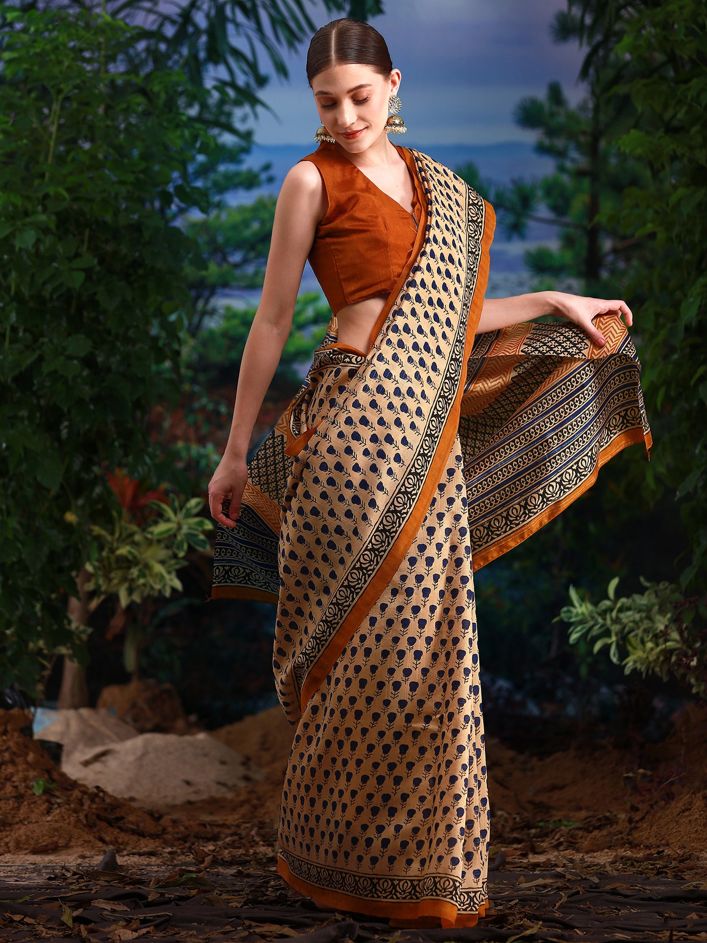 Women's Bhagalpuri Silk Cream Printed Designer Saree With Blouse Piece