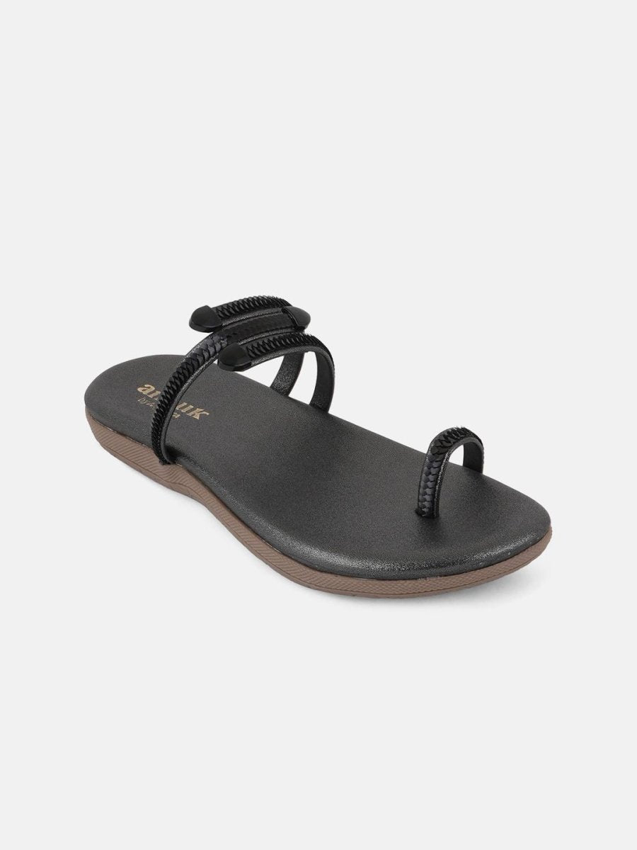Dhiyona AK Black One Toe Flats