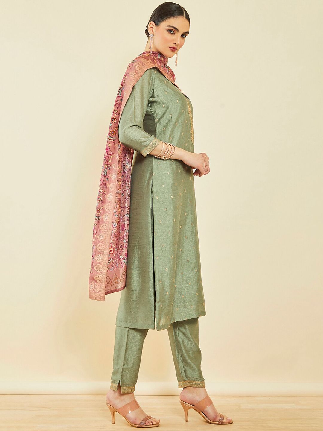 Dhiyona SO Women's Ethnic Motifs Embroidered Regular Zardozi Kurta With Trousers & Dupatta