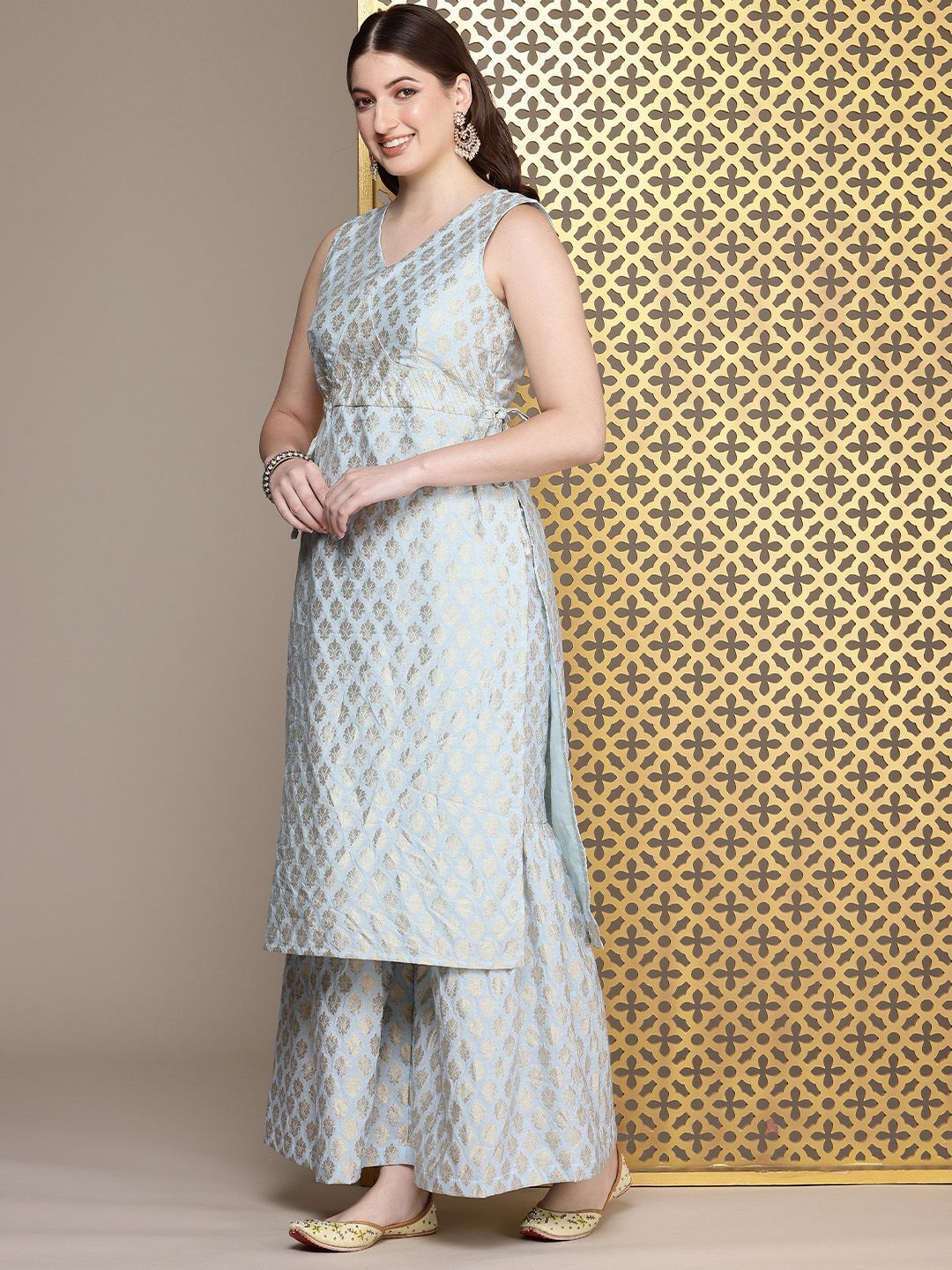 Dhiyona PD Women Woven Design Regular Jashn Kurta With Sharara & With Dupatta