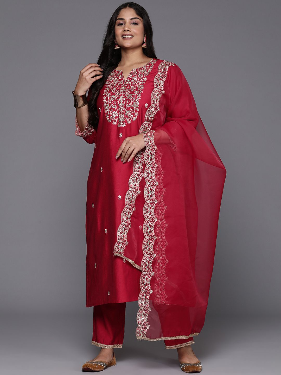 Dhiyona IE Plus Size Ethnic Motifs Embroidered Sequinned Liva Kurta with Trousers & Dupatta