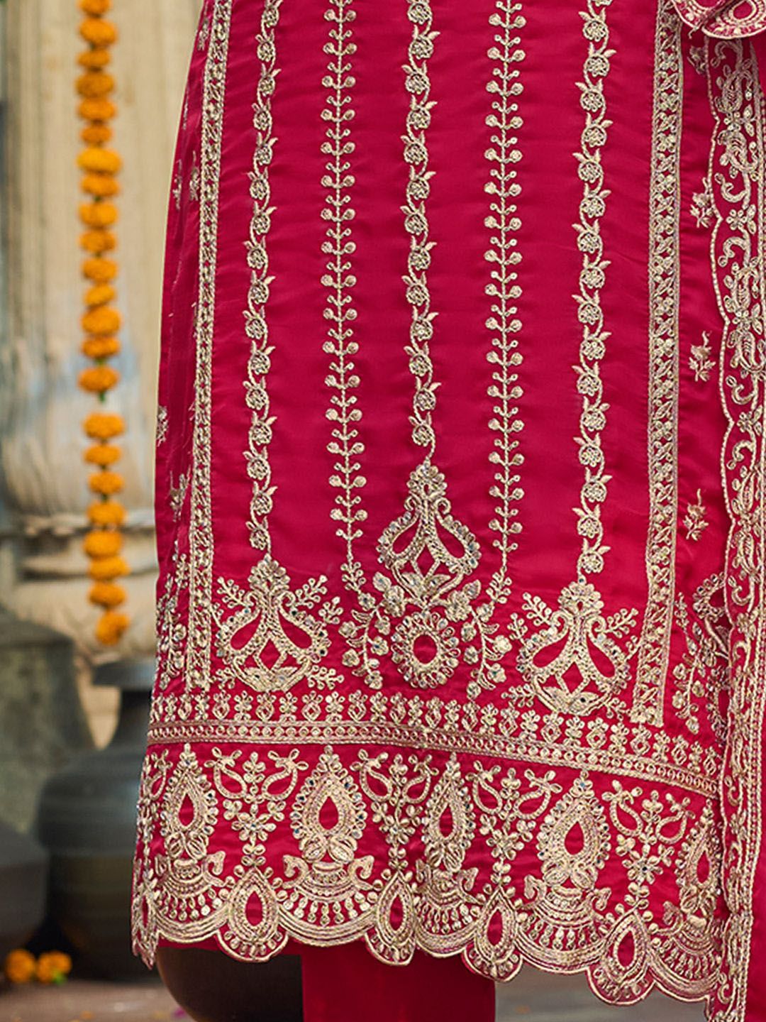 Ethnic Motifs Embroidered V-Neck Zari Organza Kurta With Trousers And Dupatta