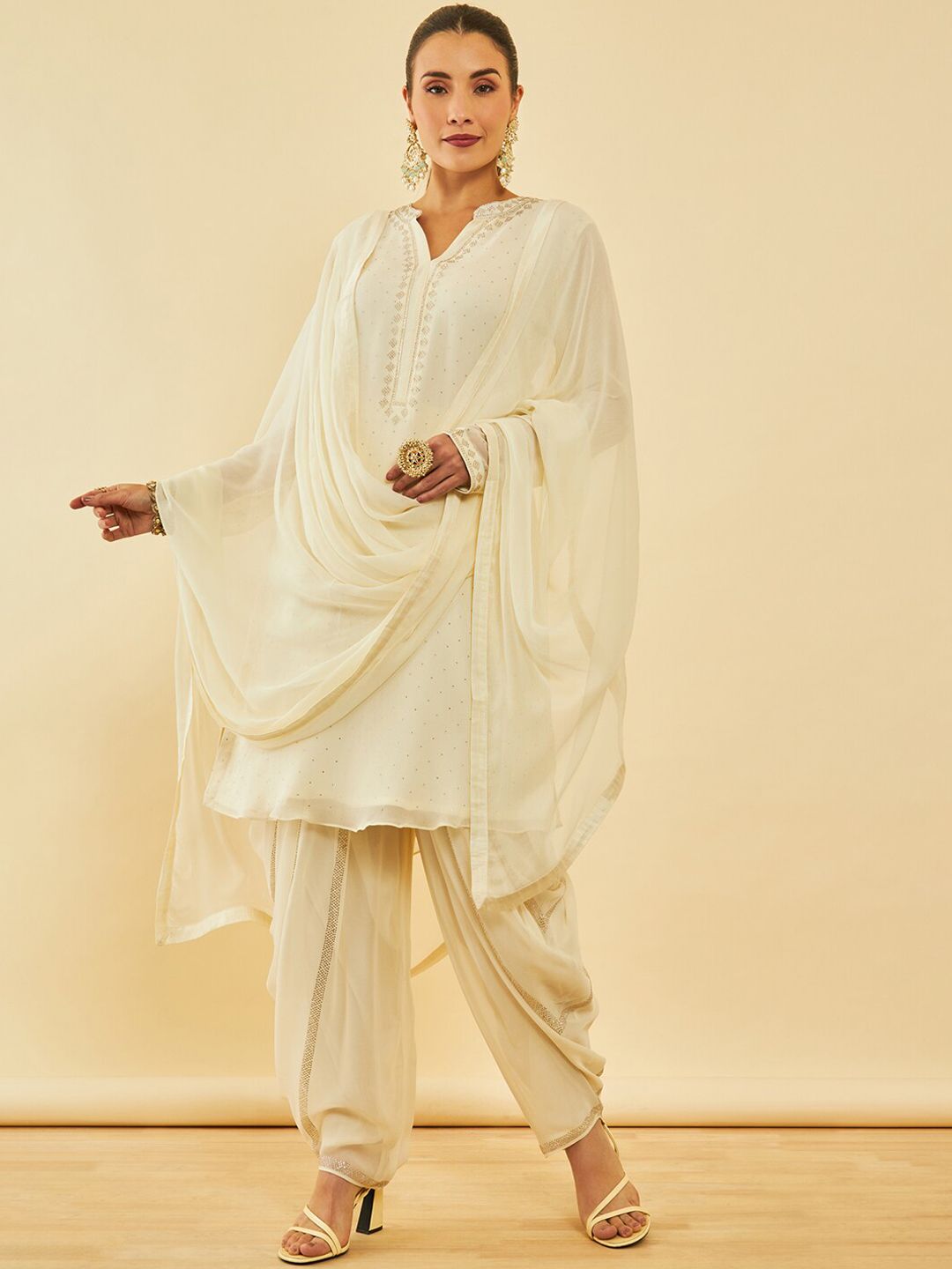 Dhiyona SO Women's Floral Printed Regular Beads and Stones Kurta with Dhoti Pant & With Dupatta