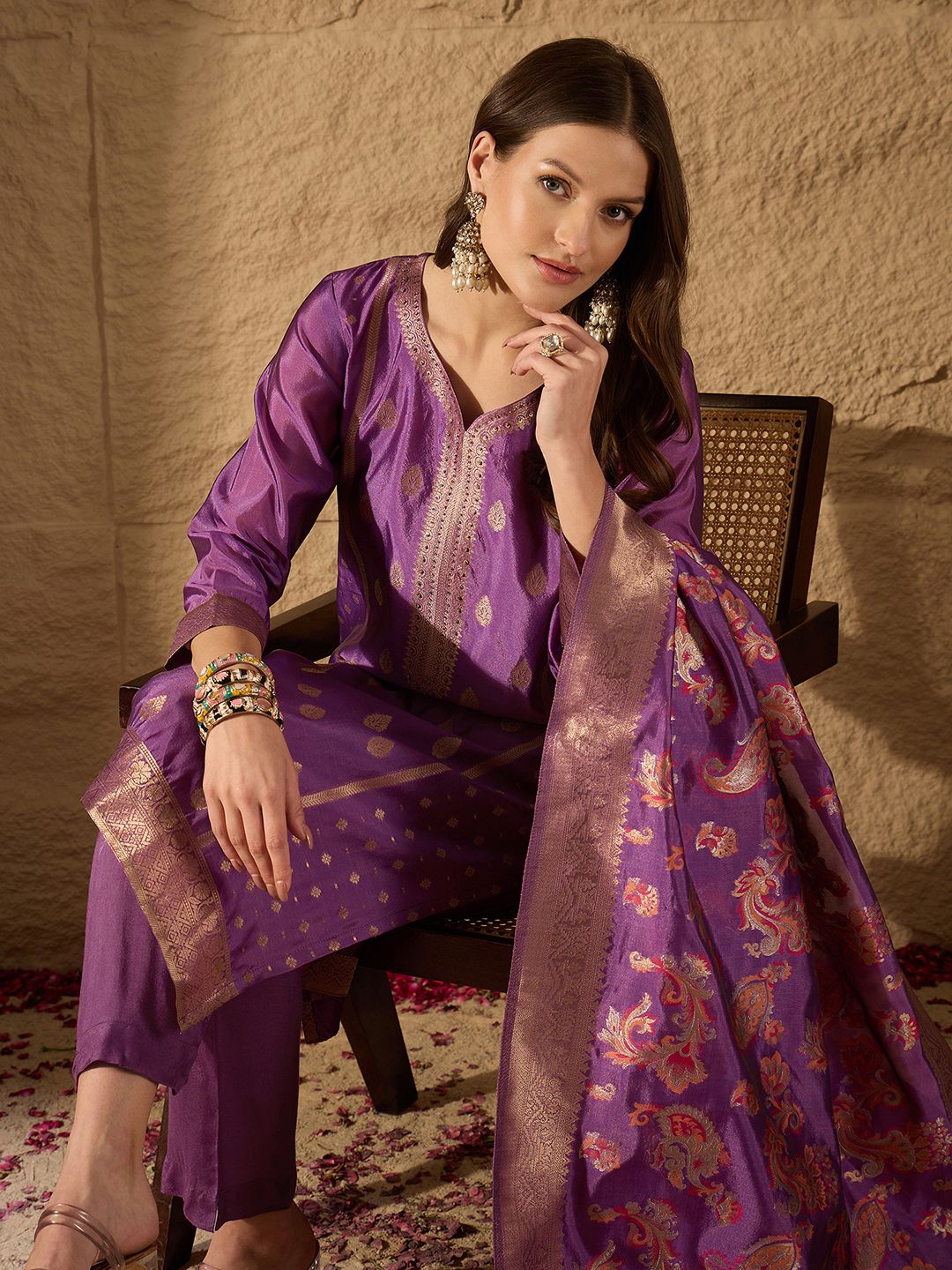 Dhiyona PD Women Woven Design Sweetheart Neck Straight Kurta With Trouser And Dupatta