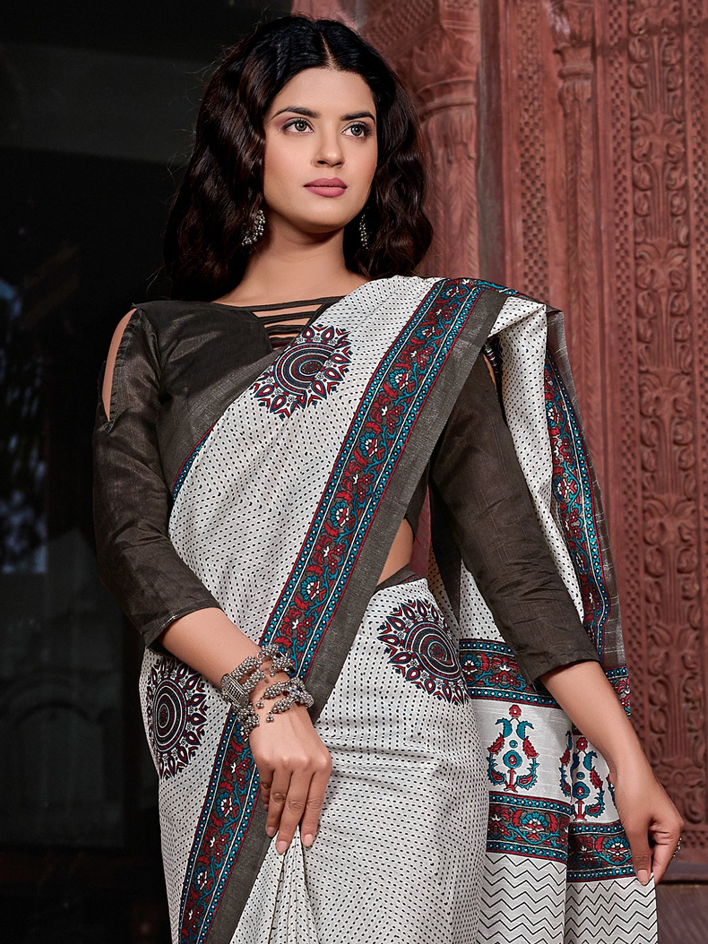Women's Bhagalpuri Silk Off White Printed Designer Saree With Blouse Piece