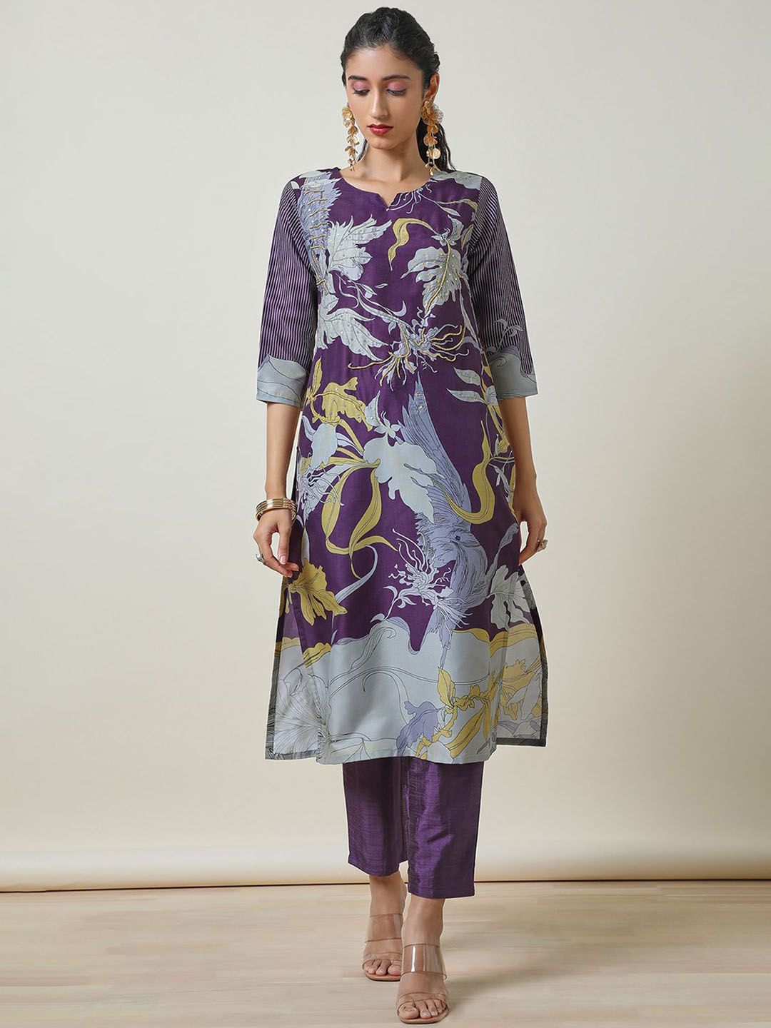 Dhiyona SO Women's Floral Printed Beads & Stones Notch Neck Straight Kurta with Trousers