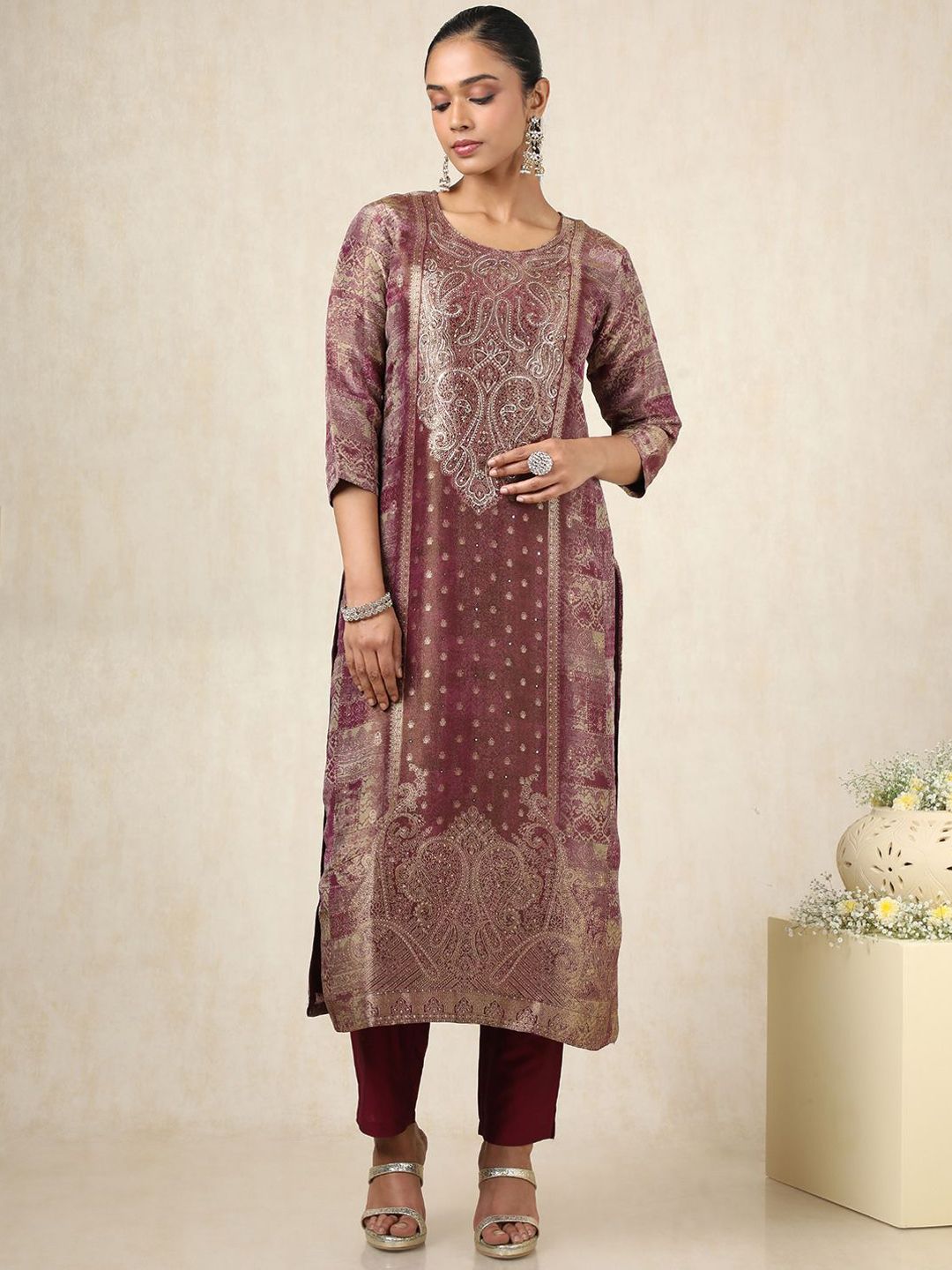 Dhiyona SO Women's Ethnic Motifs Printed Sequinned Straight Kurta With Trousers And Dupatta