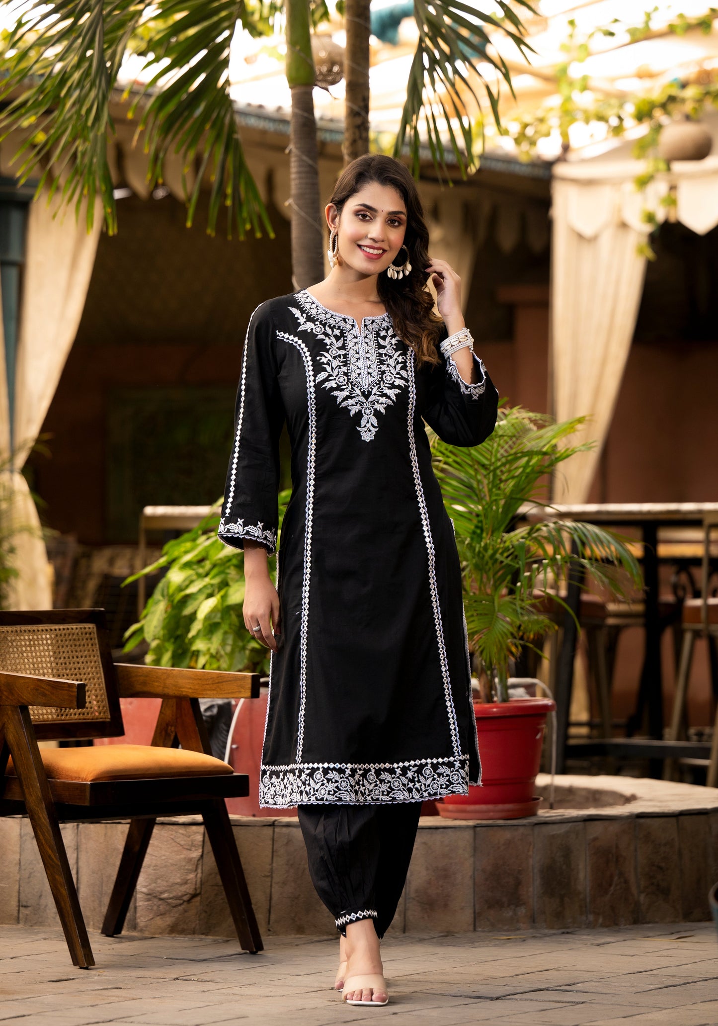 Dhiyona VR Women's Ethnic Motif Thread Embroidered A-Line Kurta, Paired With Afghani Bottom & Dupatta