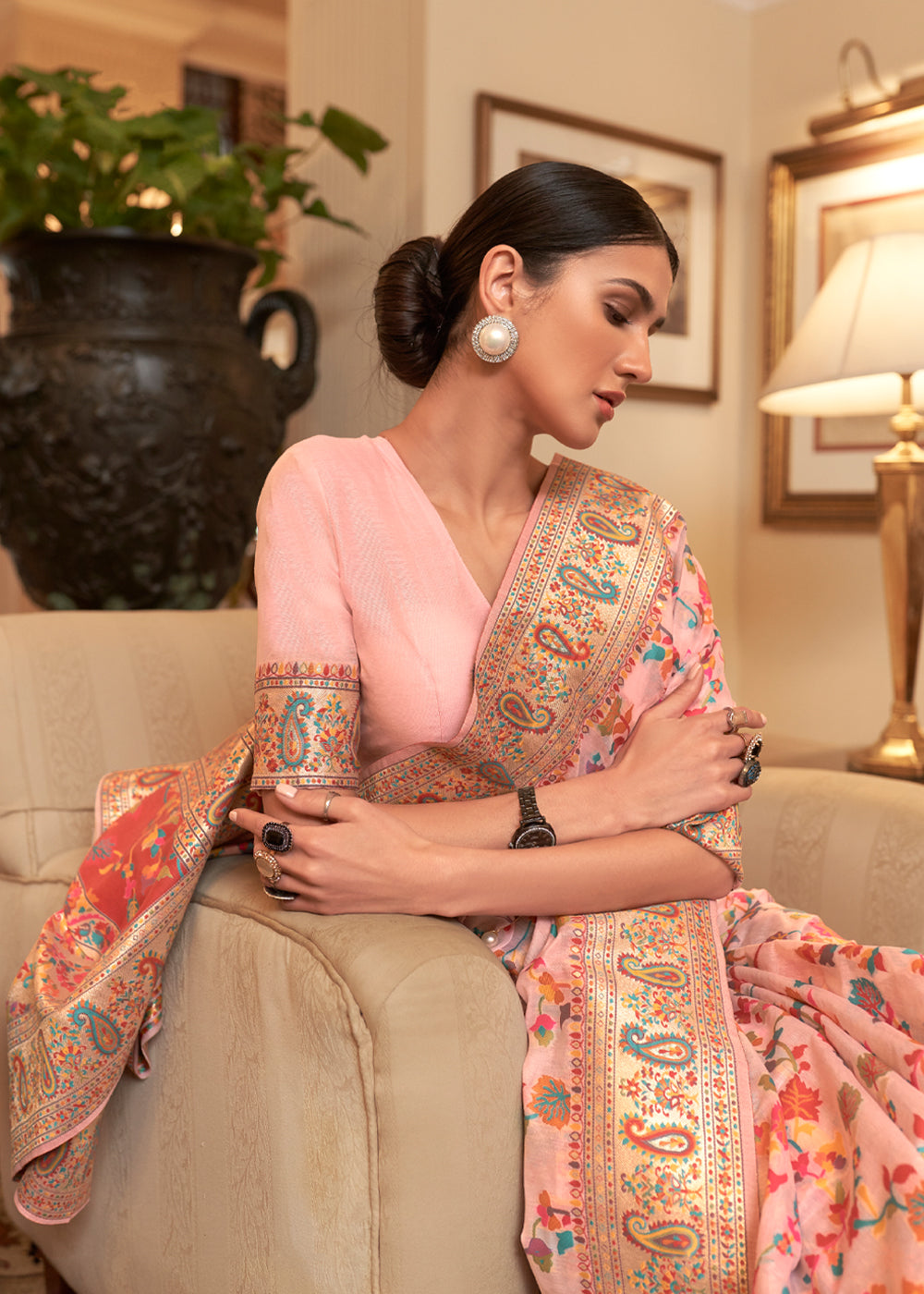 Dhiyona GR Women's Kalista Peachy Pink Woven Jamewar Kashmiri Banarasi Saree