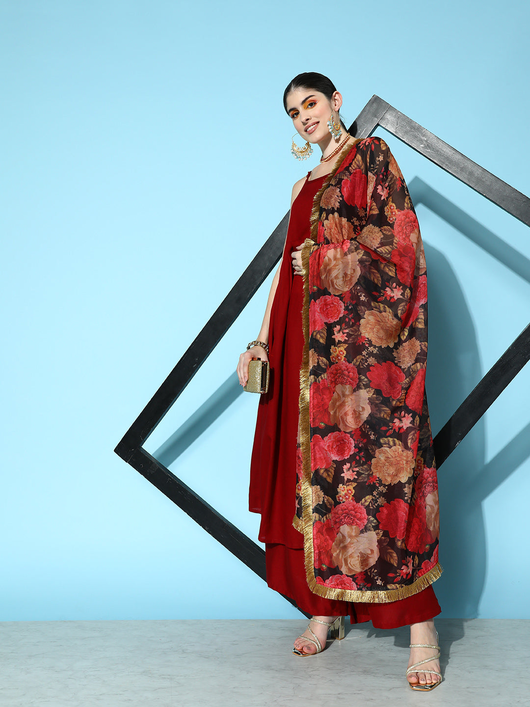 Dhiyona VR Women's Maroon Strap Style A Line Kurta Paired With Tonal Bottom And Contrast Floral Printed Dupatta With Four Sided Fringes