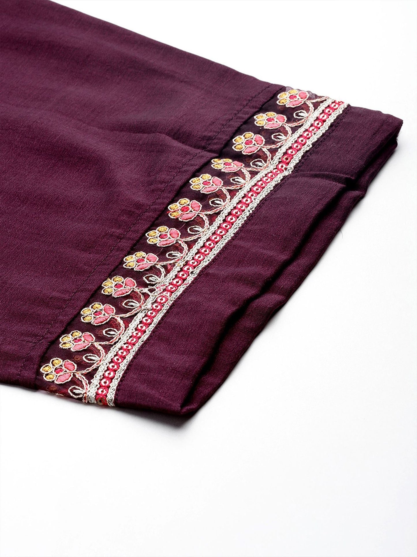 Dhiyona IE Plus Size Floral Embroidered Embellished Straight Kurta with Trouser And Dupatta