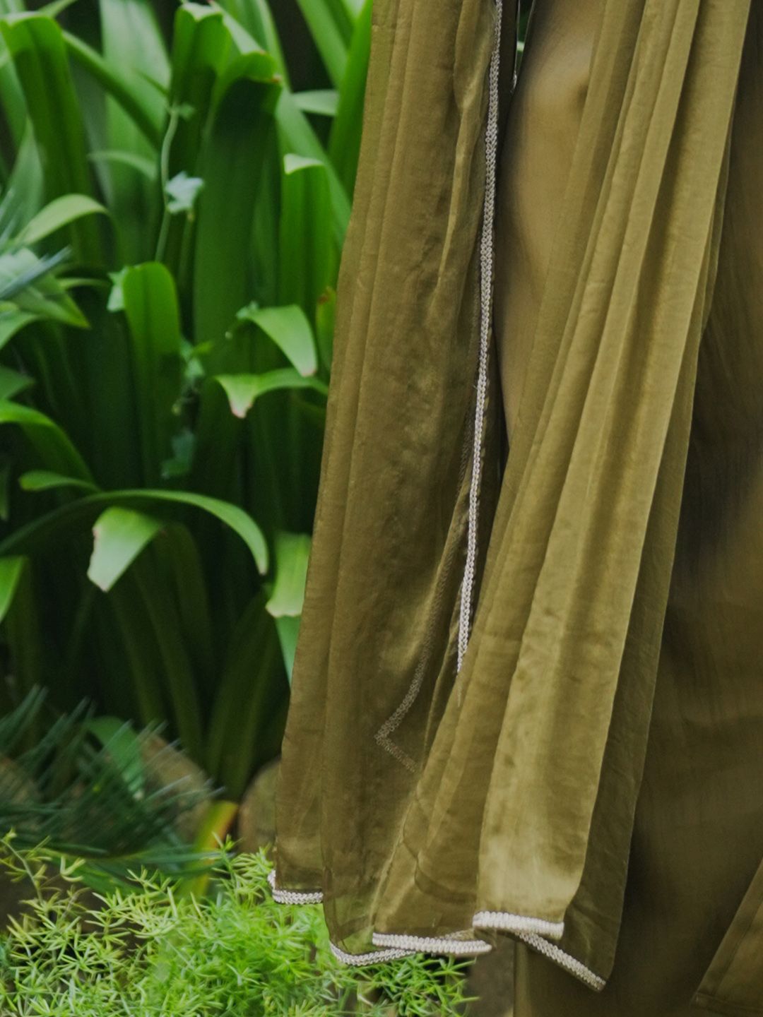 Floral Embroidered Kurta with Trousers & Dupatta