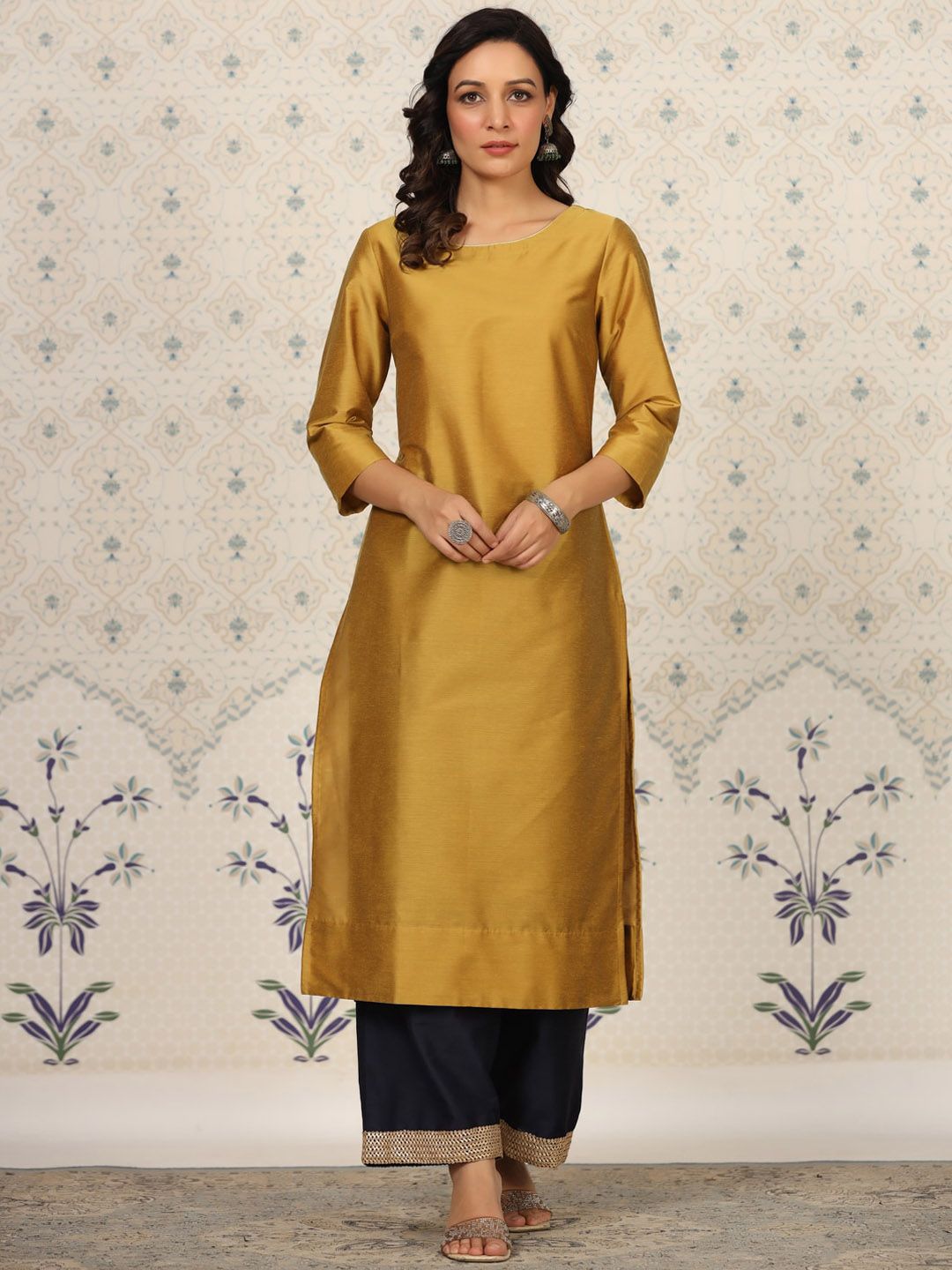 Dhiyona OD Round Neck Kurta With Palazzos