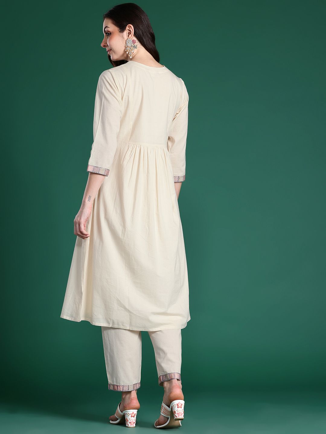 Embroidered Panelled Thread Work Kurta with Trousers