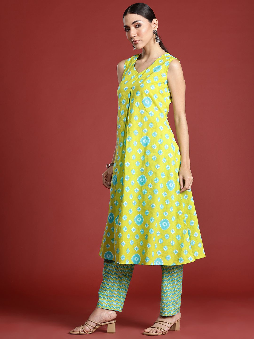 Dhiyona IE Bandhani Printed Pure Cotton Kurta with Trousers