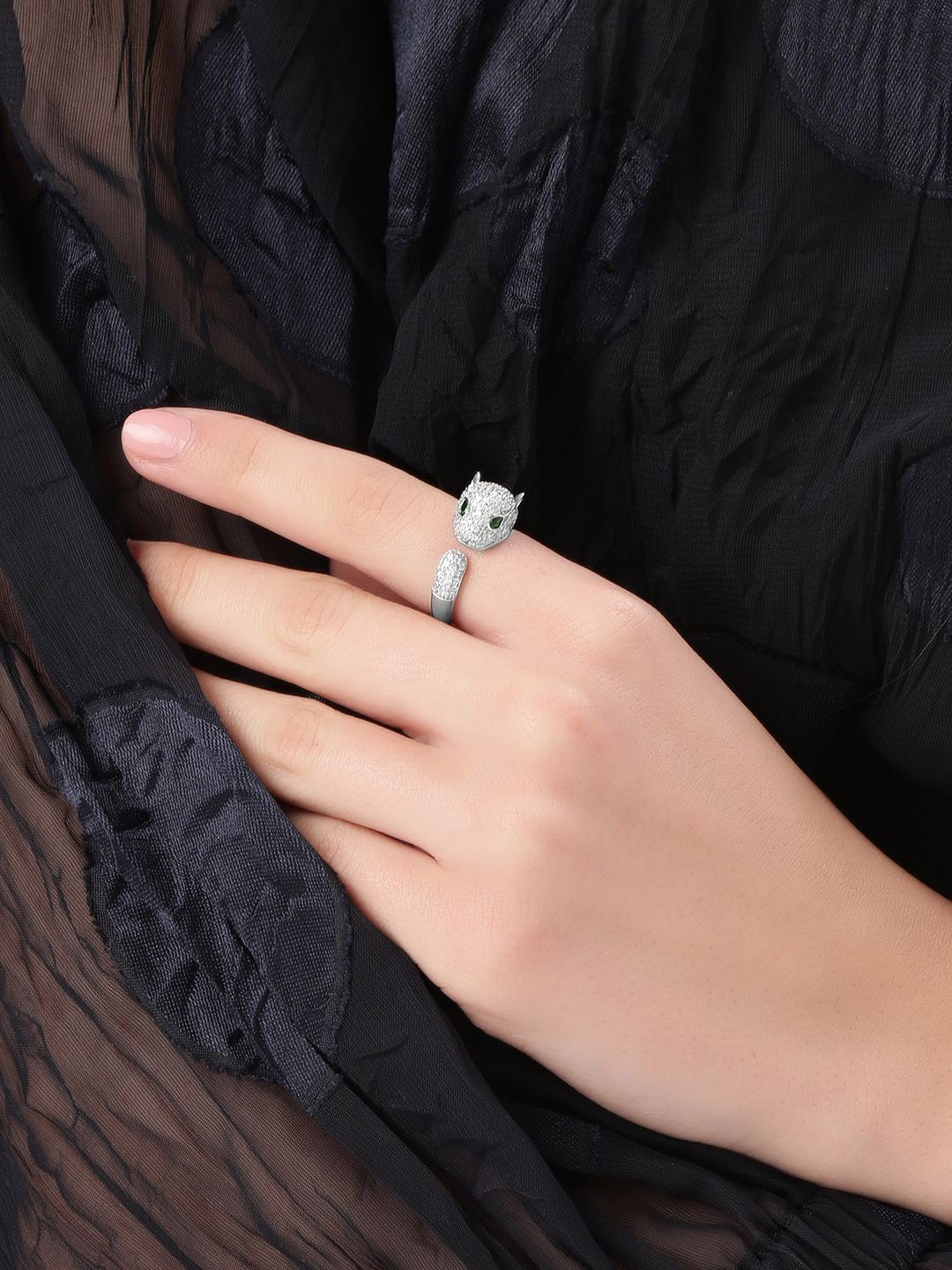 Dhiyona RJ Women's Rhodium Plated Emerald & Cubic Zirconia Studded Panther Statement Ring