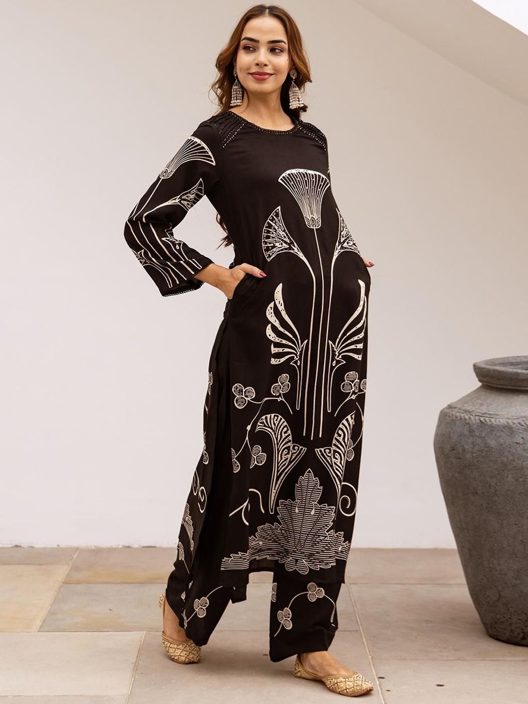 Dhiyona IS Women's Women Floral Printed Kurta with Palazzo