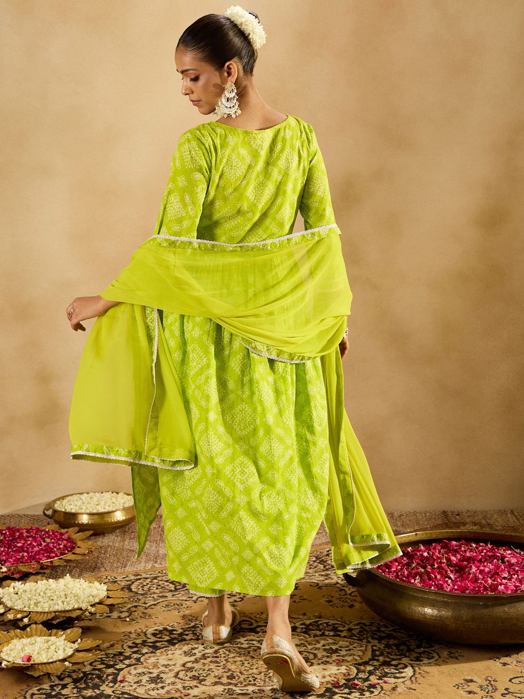 Dhiyona IE Bandhani Printed Empire V-Neck Pure Cotton Kurta with Trousers & Dupatta