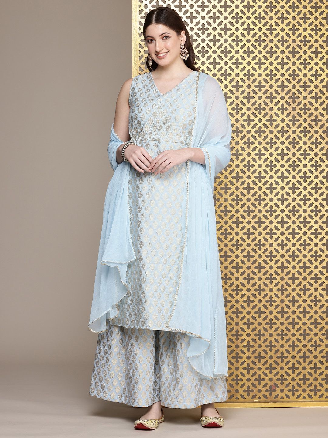 Dhiyona PD Women Woven Design Regular Jashn Kurta With Sharara & With Dupatta