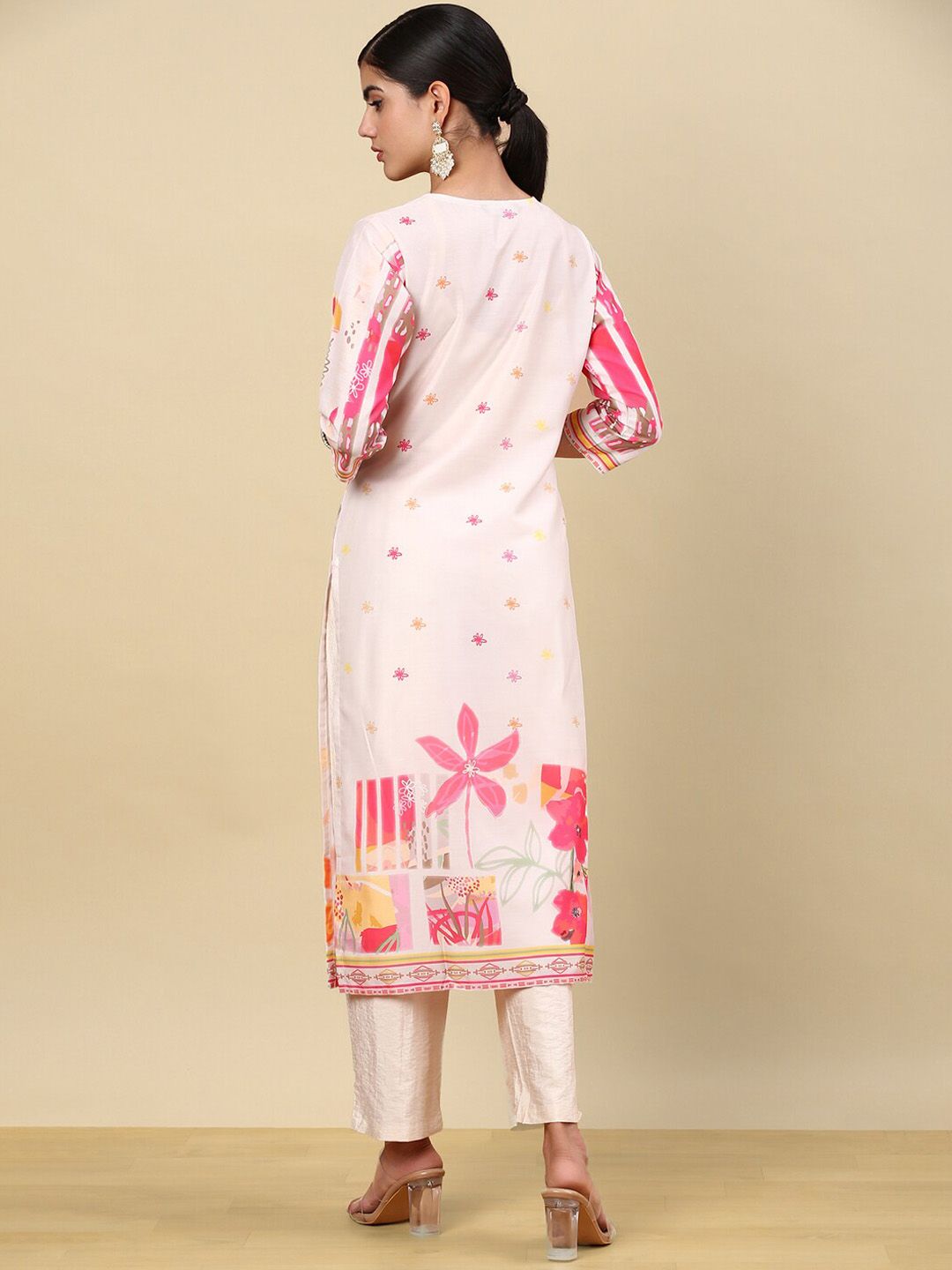 Dhiyona SO Women's Floral Printed Regular Thread Work Kurta with Trouser