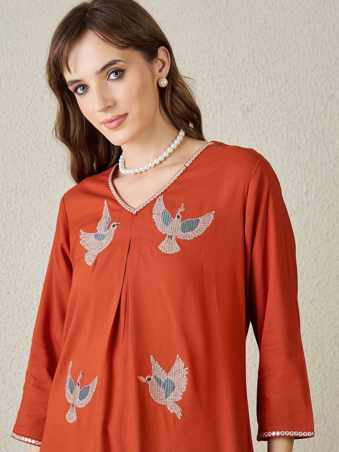 Women Ethnic Motifs Embroidered Pleated Thread Work Kurta with Trousers