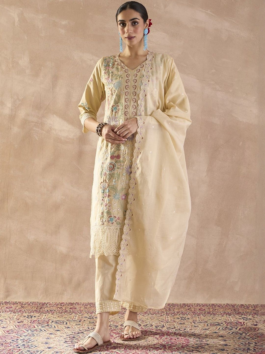 Floral Embroidered V-Neck Thread Work Pure Cotton Kurta With Trousers & Dupatta