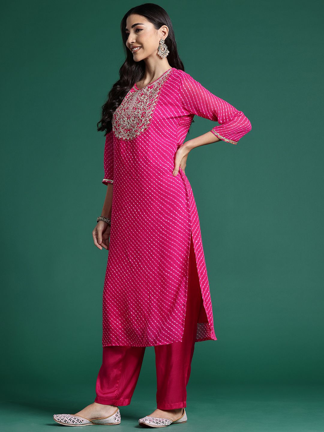 Dhiyona IE Leheriya Printed Zari Kurta With Trousers & Dupatta
