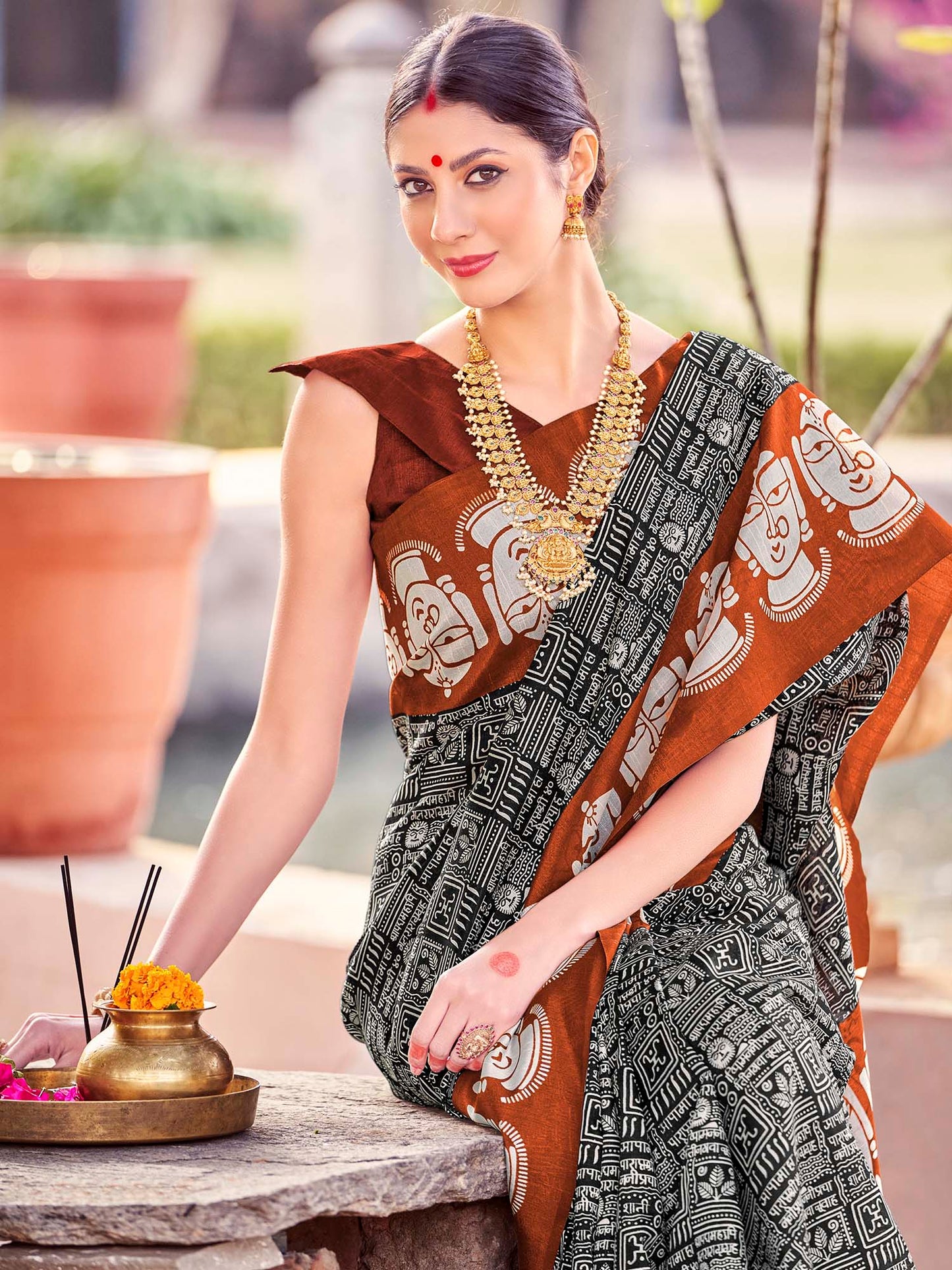 Women's Bhagalpuri Silk Black Printed Designer Saree With Blouse Piece