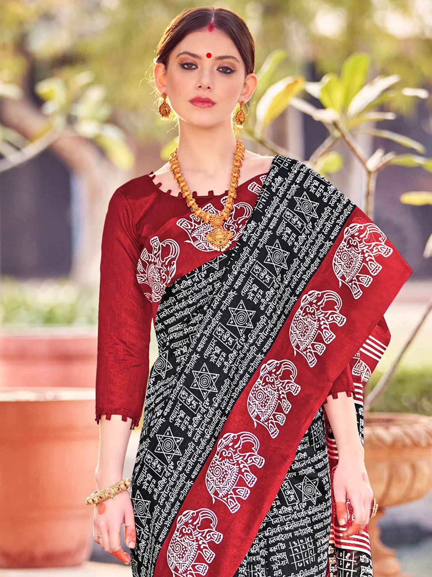 Women's Bhagalpuri Silk Black Printed Designer Saree With Blouse Piece