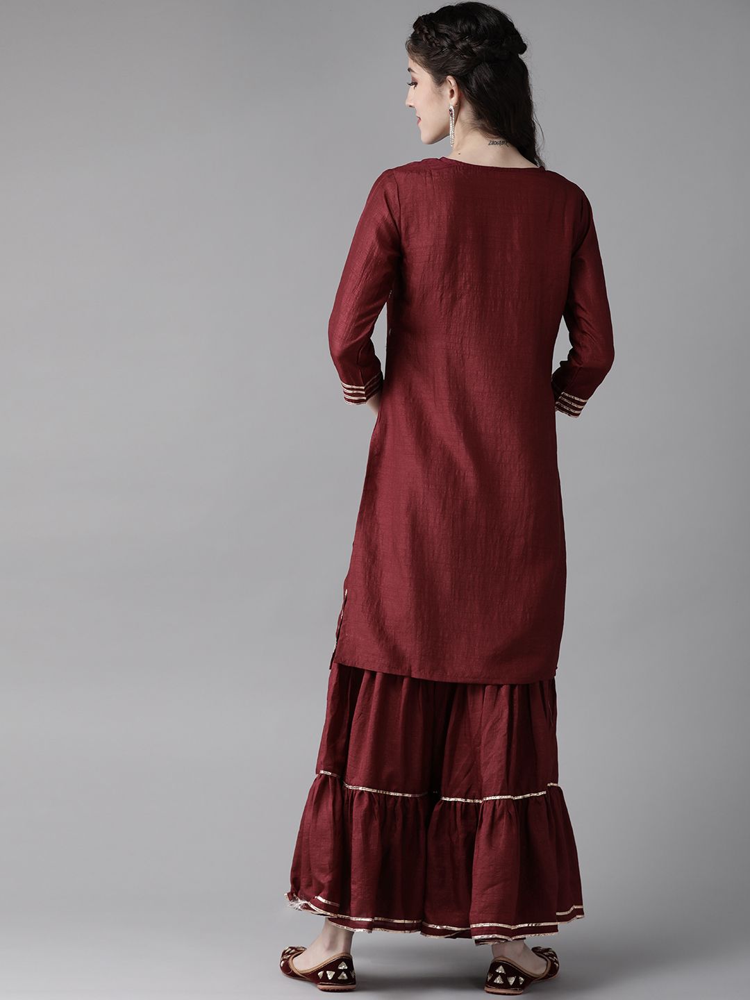 Dhiyona IE Women Maroon & Godlen Embroidered Gotta Patti Kurta with Sharara