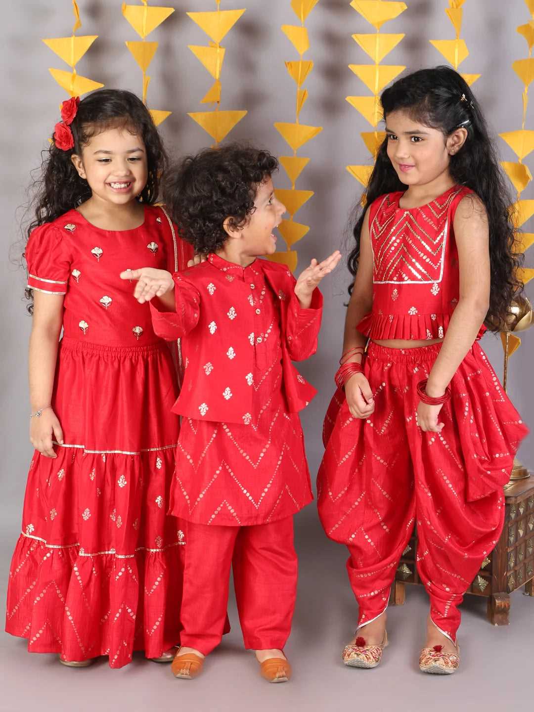 Girls jamavar choli with ghaghra with dupatta set