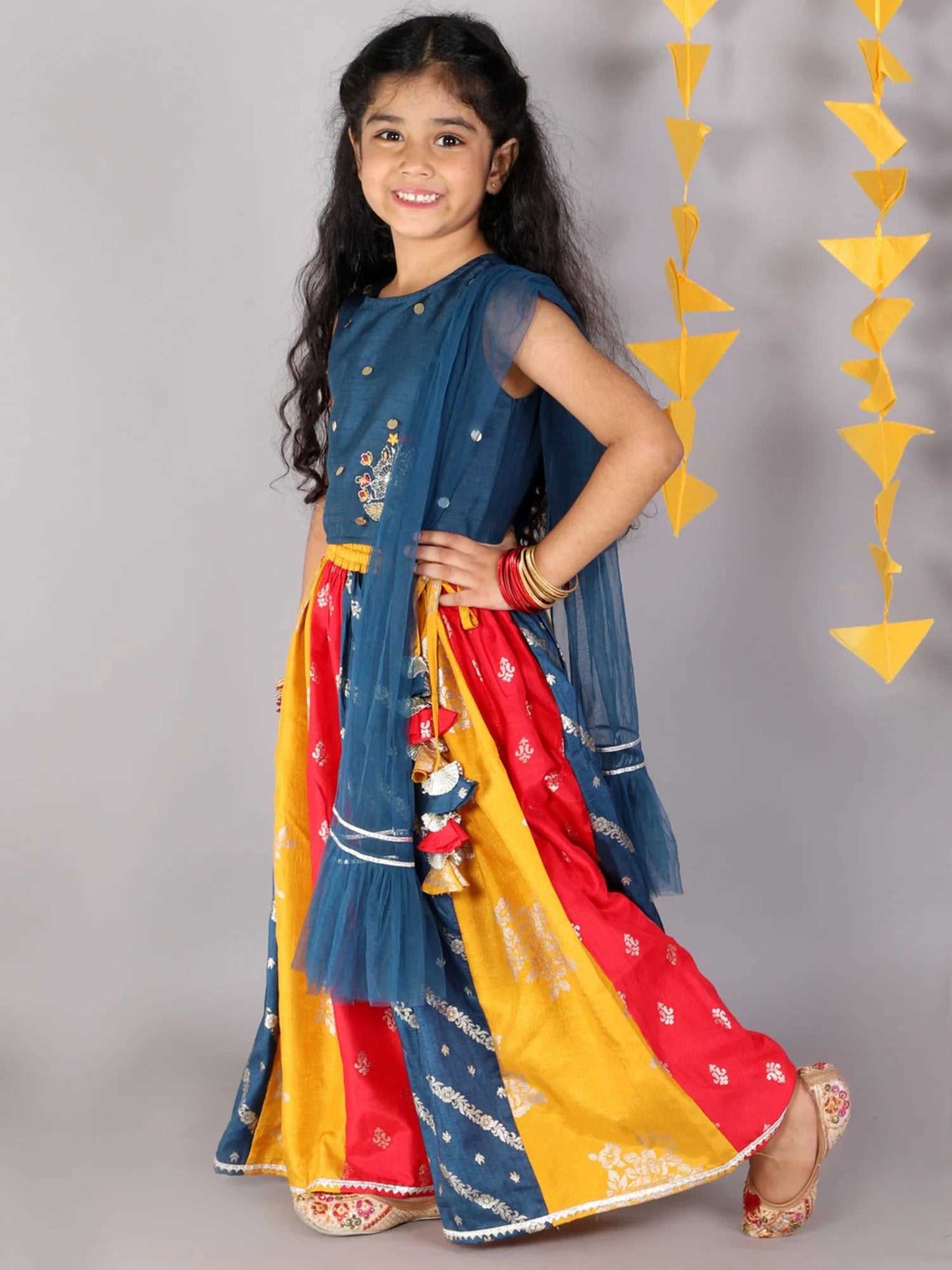 Girls jamavar choli with multicolor ghaghra & dupatta set