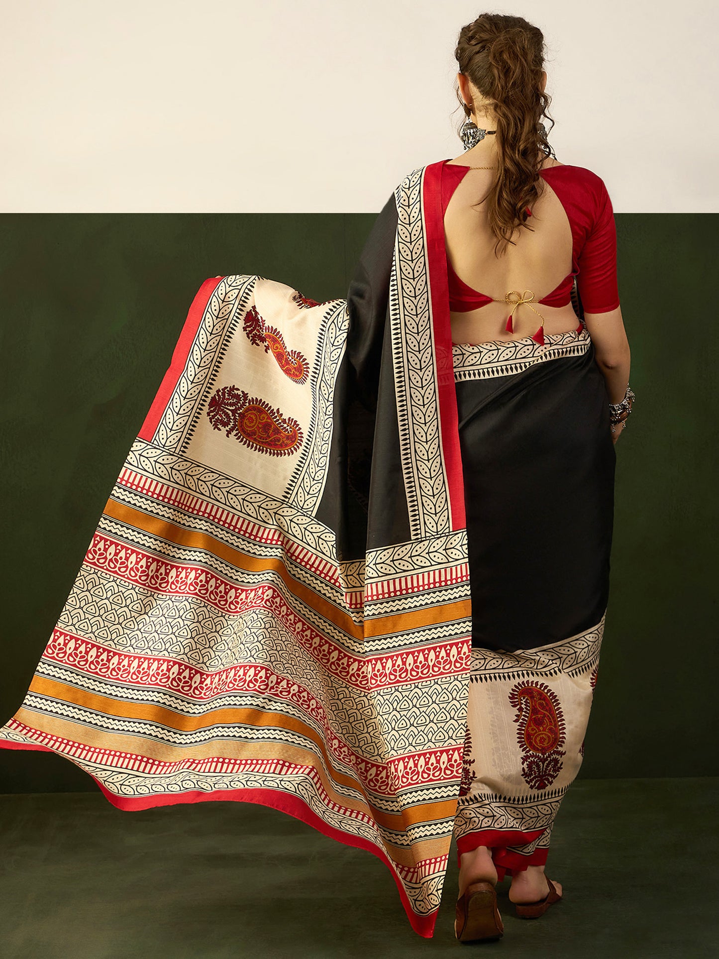 Women's Bhagalpuri Silk Black Printed Designer Saree With Blouse Piece