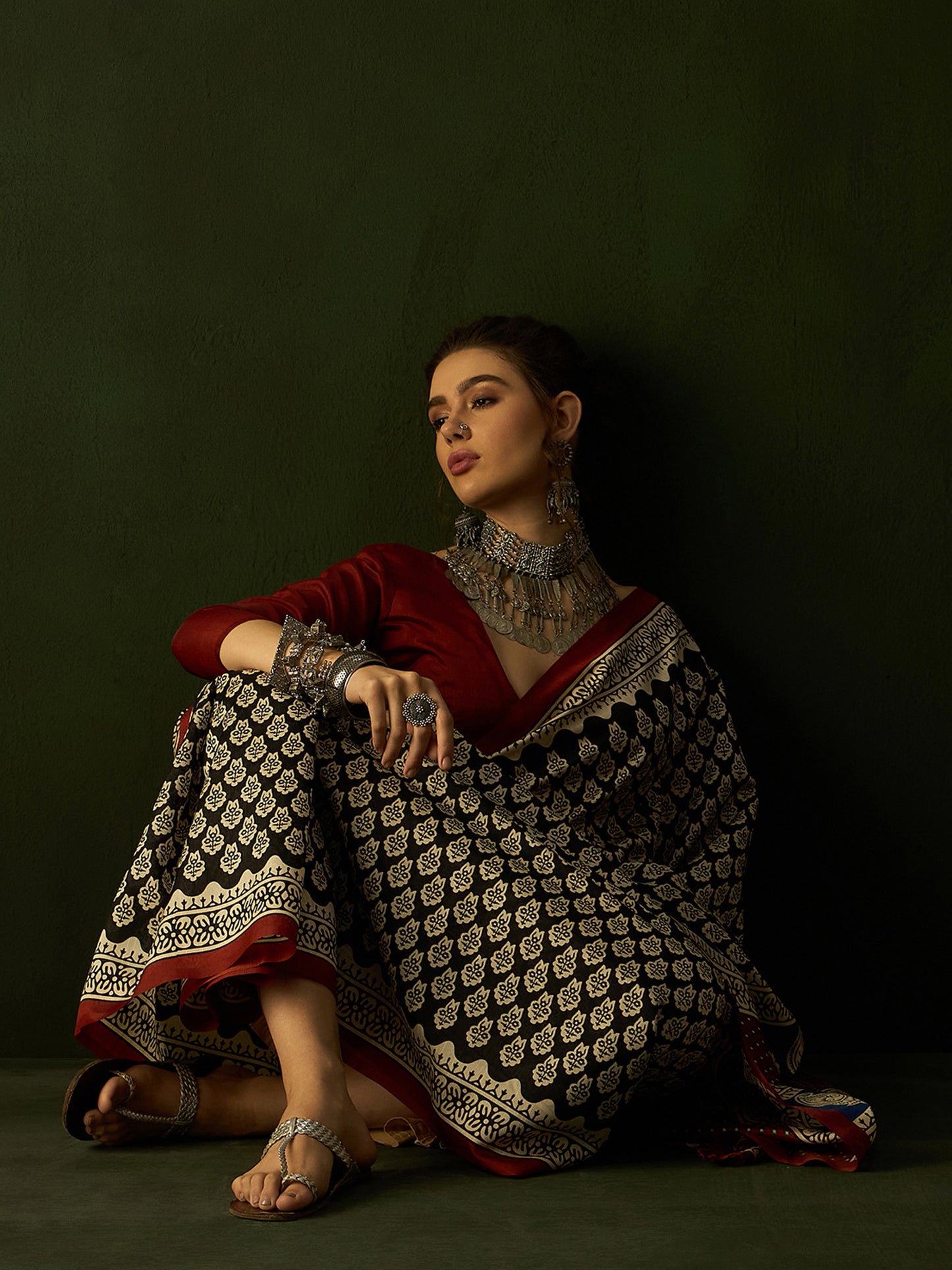Women's Bhagalpuri Silk Black Printed Designer Saree With Blouse Piece