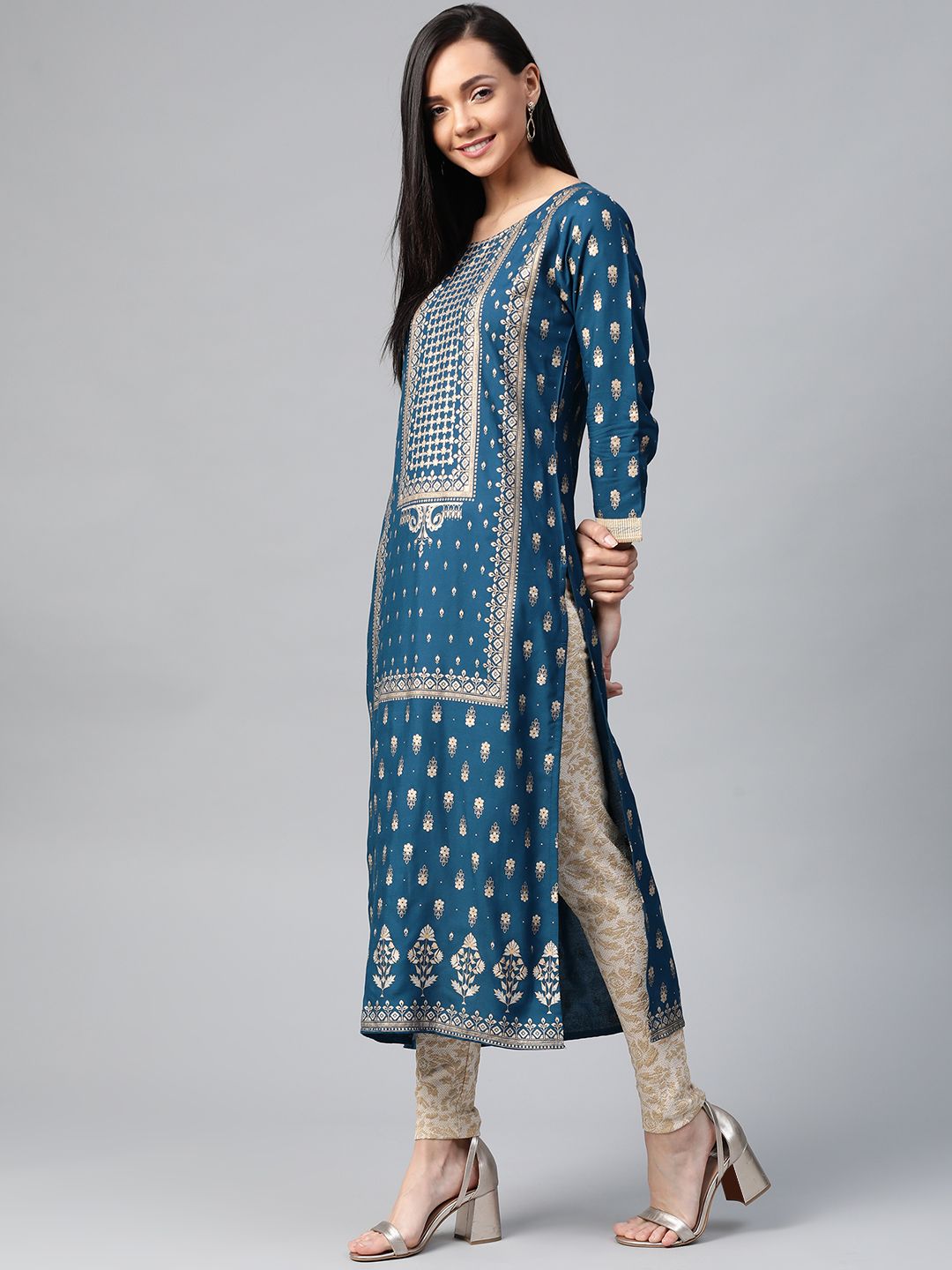 Dhiyona IE Women Navy Blue & Golden Foil Printed Straight Kurta