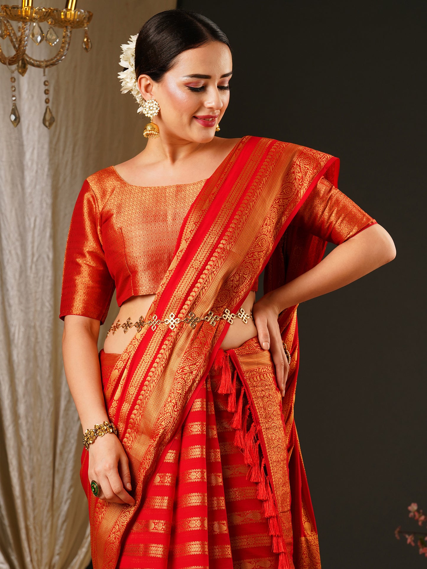 Women's Georgette Red Woven Design Celebrity Saree With Blouse Piece