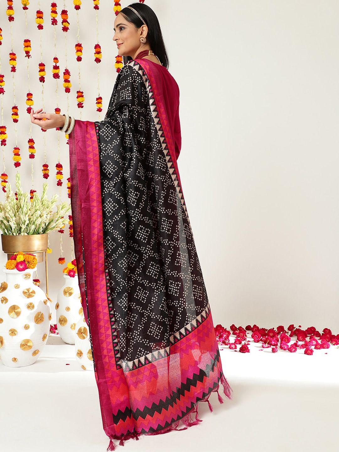 Dhiyona VA Women's Ethnic Motifs Yoke Design Zari Work Striaght Kurta & Trousers With Dupatta