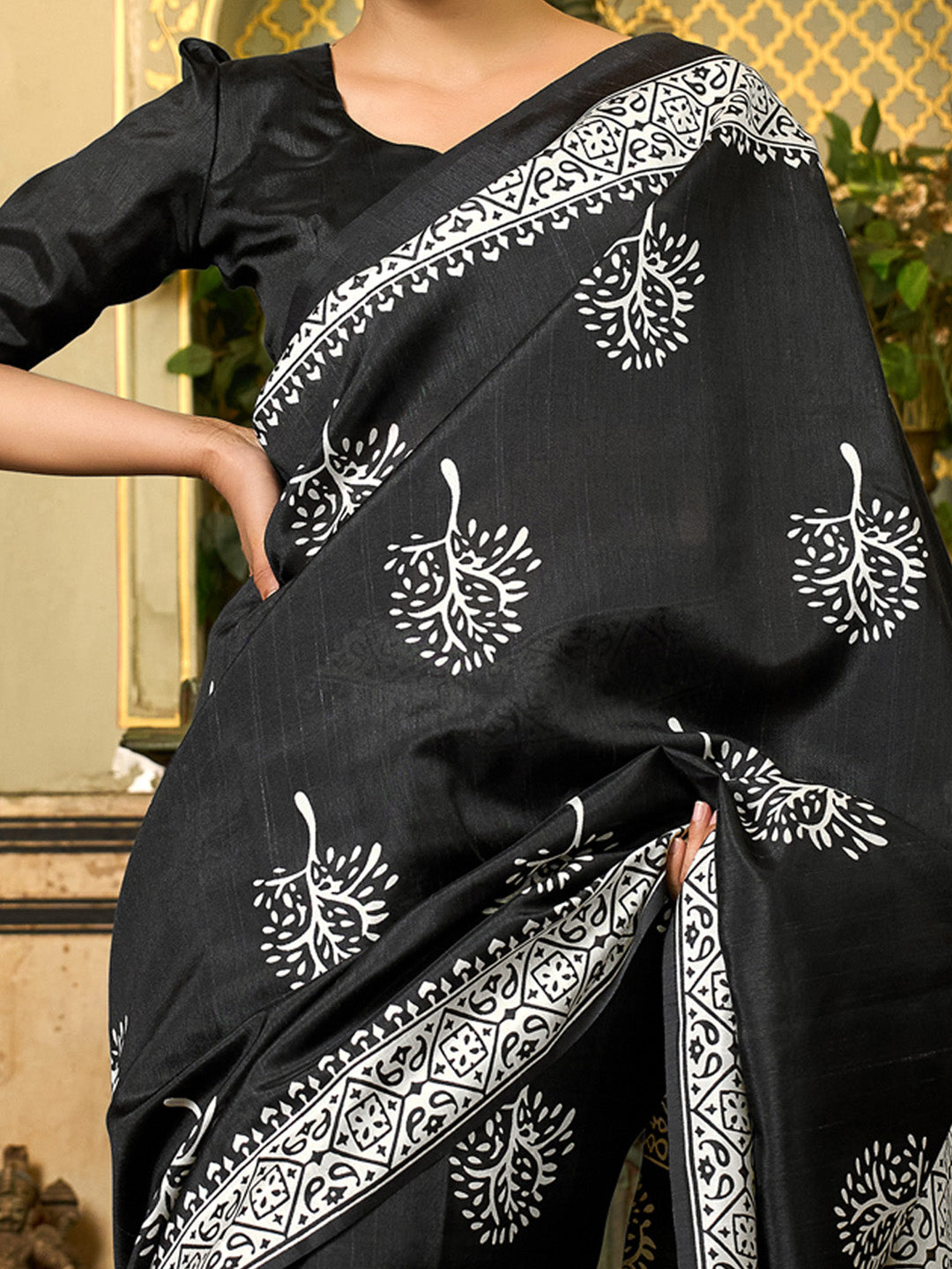 Women's Bhagalpuri Silk Black Printed Designer Saree With Blouse Piece