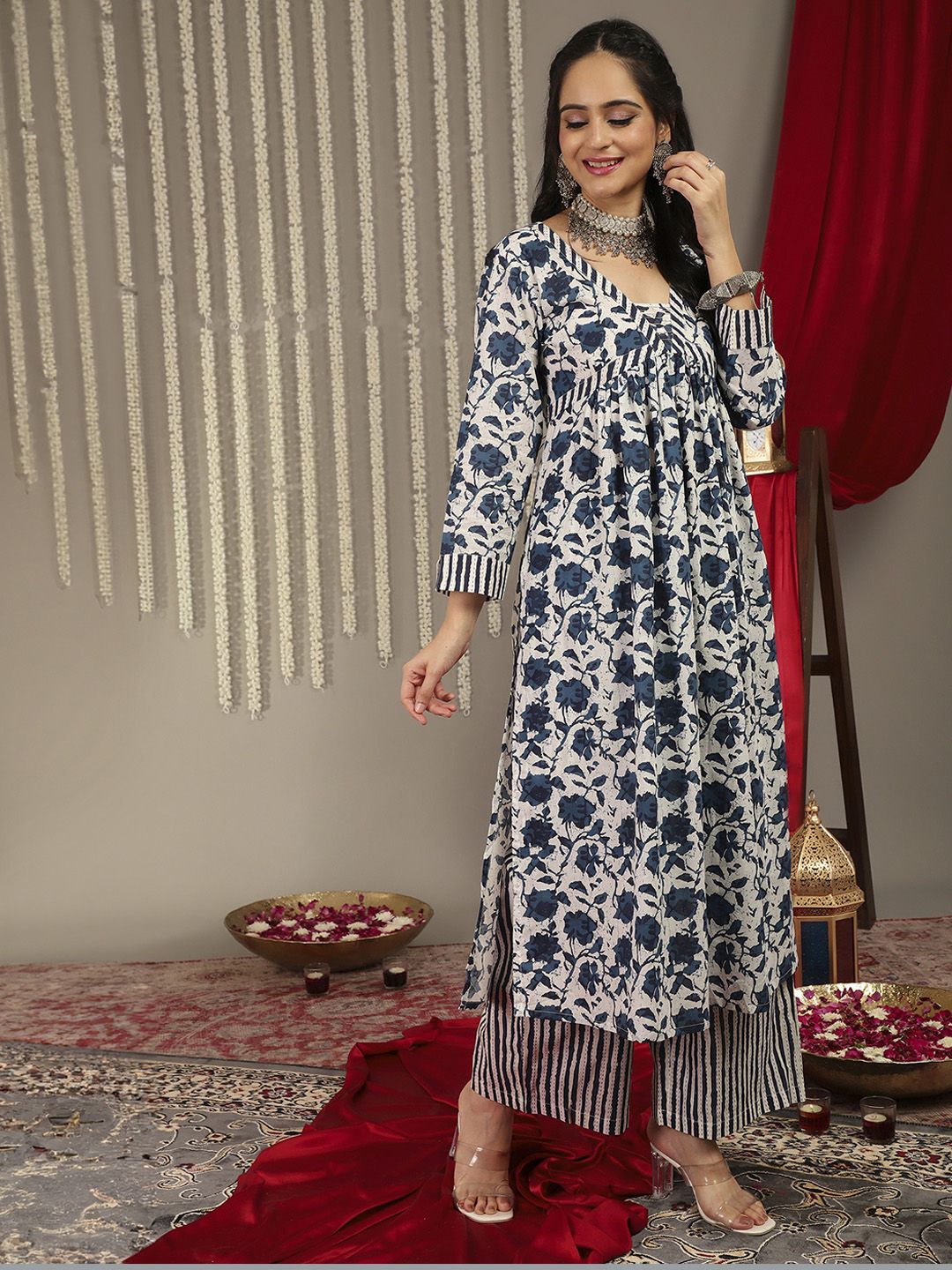 Dhiyona VA Women'sFloral Printed Kantha Work Pure Cotton Kurta With Palazzos & Dupatta