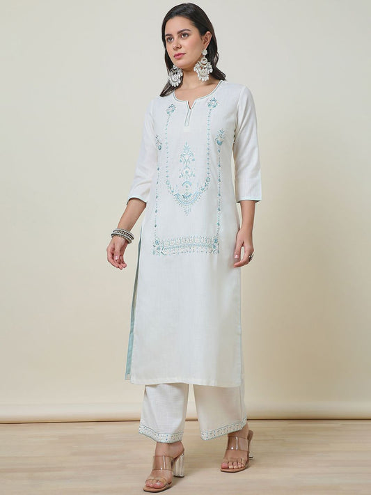 Dhiyona SO Women's Embroidered Kurta Set With Thread Work