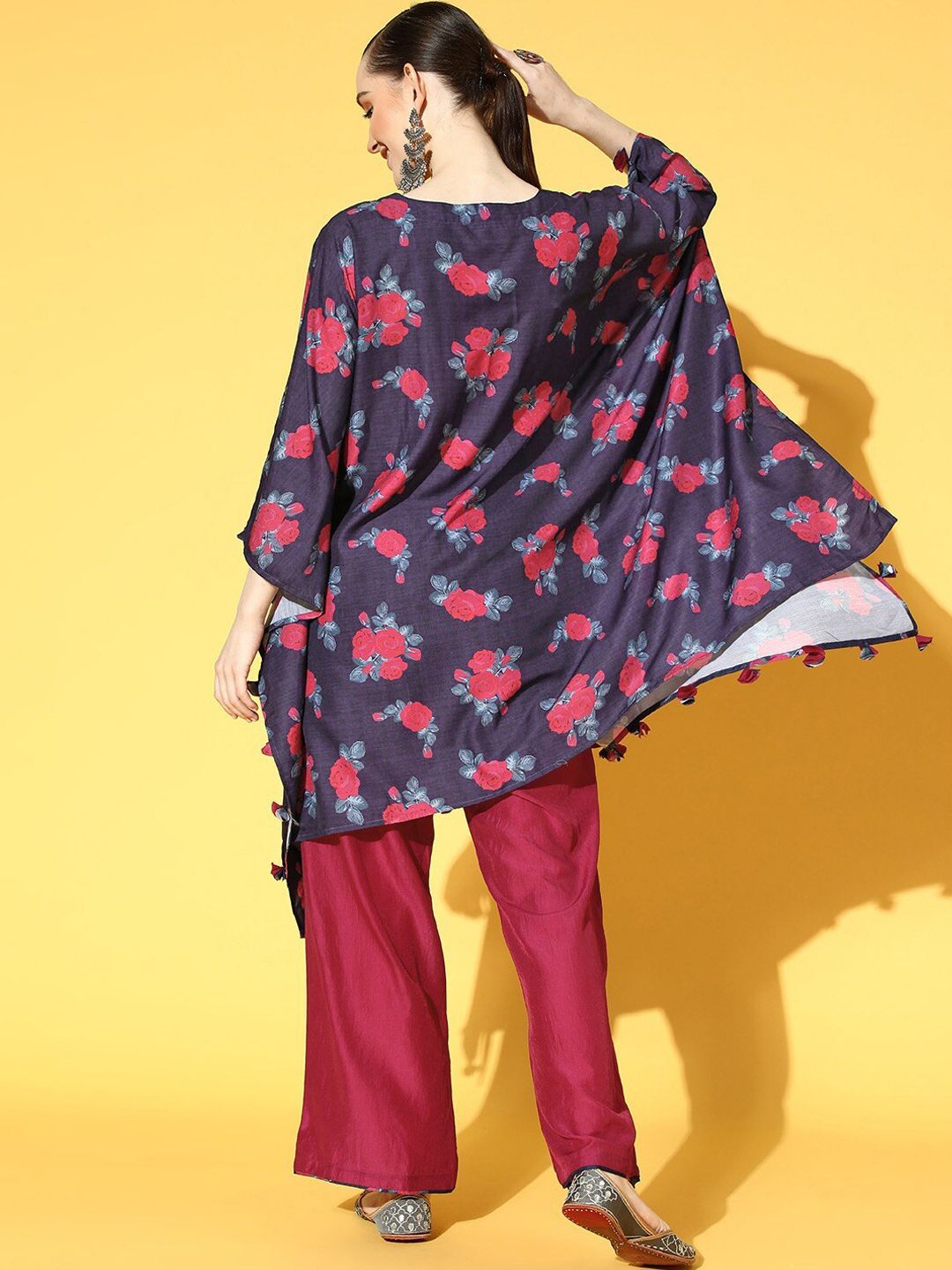 Dhiyona VA Women's Navy Blue Floral Printed Pleated Kurta with Palazzos
